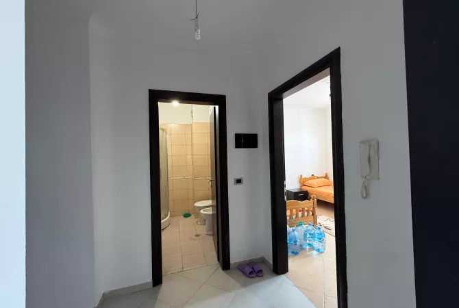 Shtepi me qera Apartament ne Tirane, 2+1, Mobilimi E mobiluar, Pagesa 420  Euro.