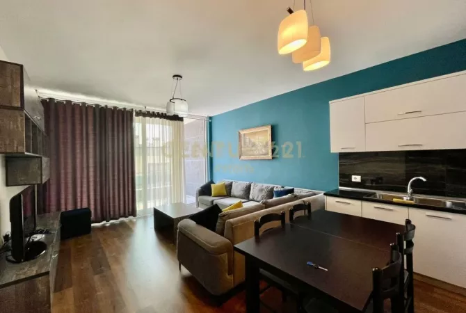 Shtepi me qera 2+1 ne Tirane - 750 Euro