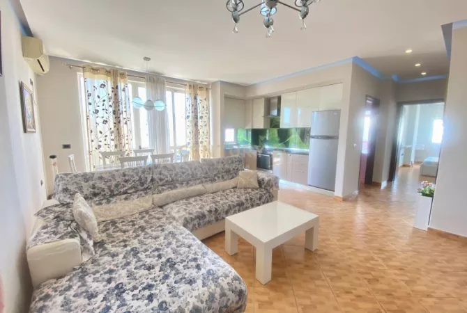 Shtepi me qera 2+1 ne Tirane - 450 Euro