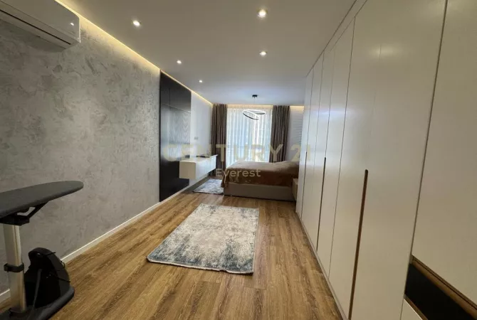 Shtepi me qera Apartament ne Tirane, 2+1, Mobilimi E mobiluar, Pagesa 1,100  Euro.