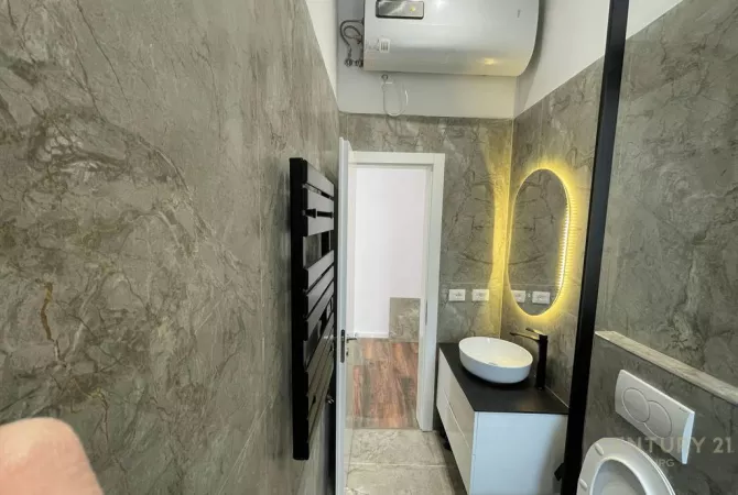Apartment for sale in Tirana Garsoniere, Emty