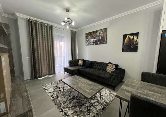 Shtepi me qera 2+1 ne Tirane - 450 Euro