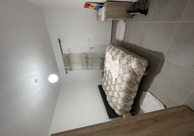 Shtepi me qera Apartament ne Tirane, 2+1, Mobilimi E mobiluar, Pagesa 40,000  Leke.