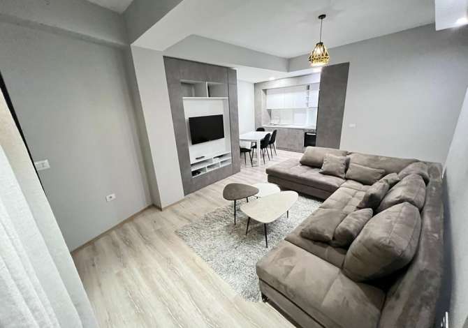 Shtepi me qera 2+1 ne Tirane - 600 Euro