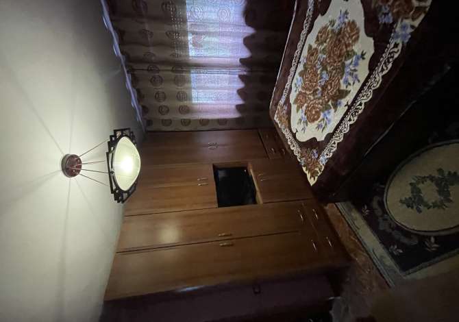 Shtepi me qera Apartament ne Tirane, 1+1, Mobilimi E mobiluar, Pagesa 350  Euro.