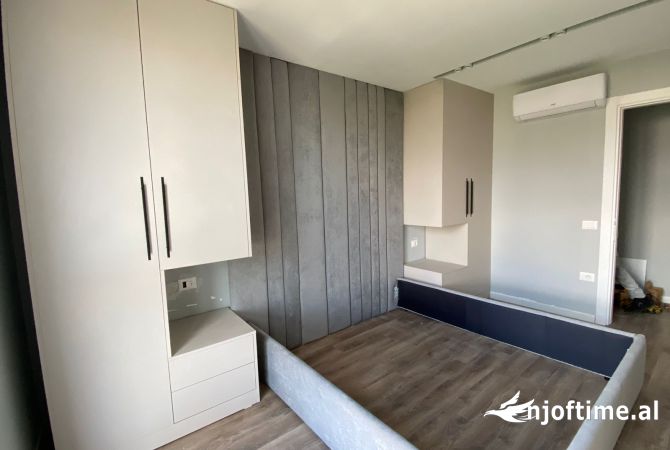 Shtepi me qera 2+1 ne Tirane - 800 Euro