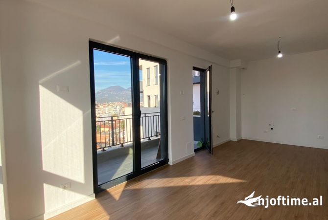 Shtepi me qera 2+1 ne Tirane - 800 Euro
