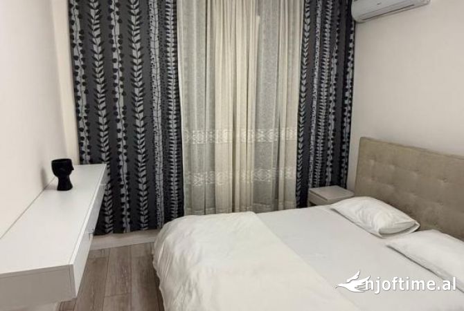 JEPET ME QIRA Apartament 2+1 📍Adresa: Stacioni Trenit