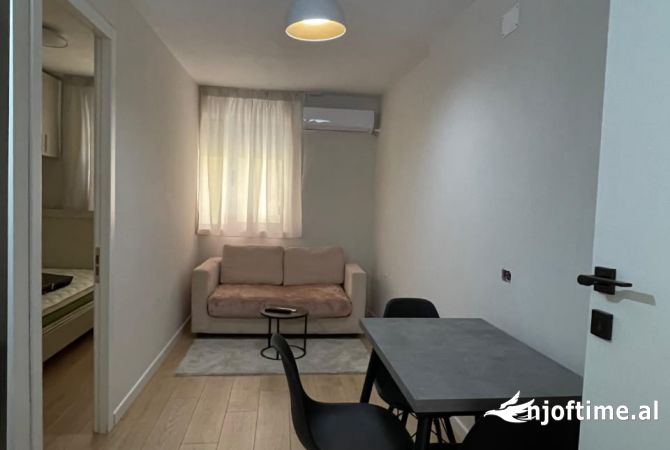 Shtepi me qera 1+1 ne Tirane - 49,000 Leke