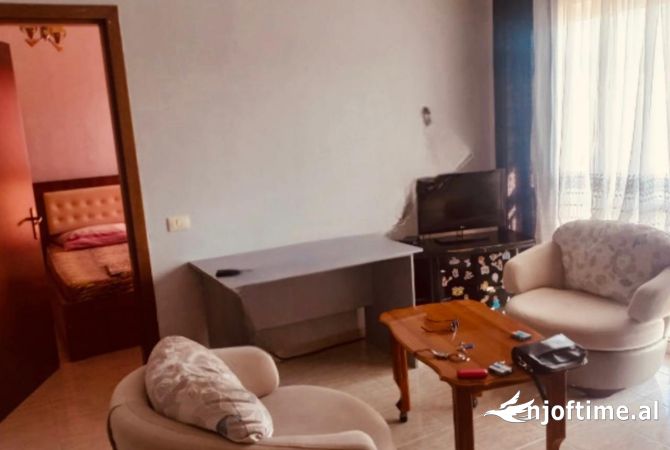 Shtepi me qera 1+1 ne Tirane - 350 Euro