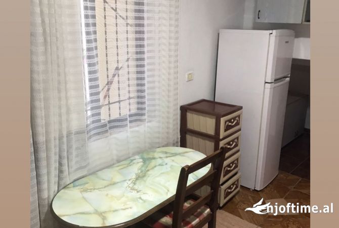 Shtepi me qera Garsoniere ne Tirane - 18,000 Leke