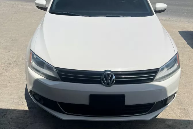 Makina ne shitje  ne Tirane - 6,500 Euro