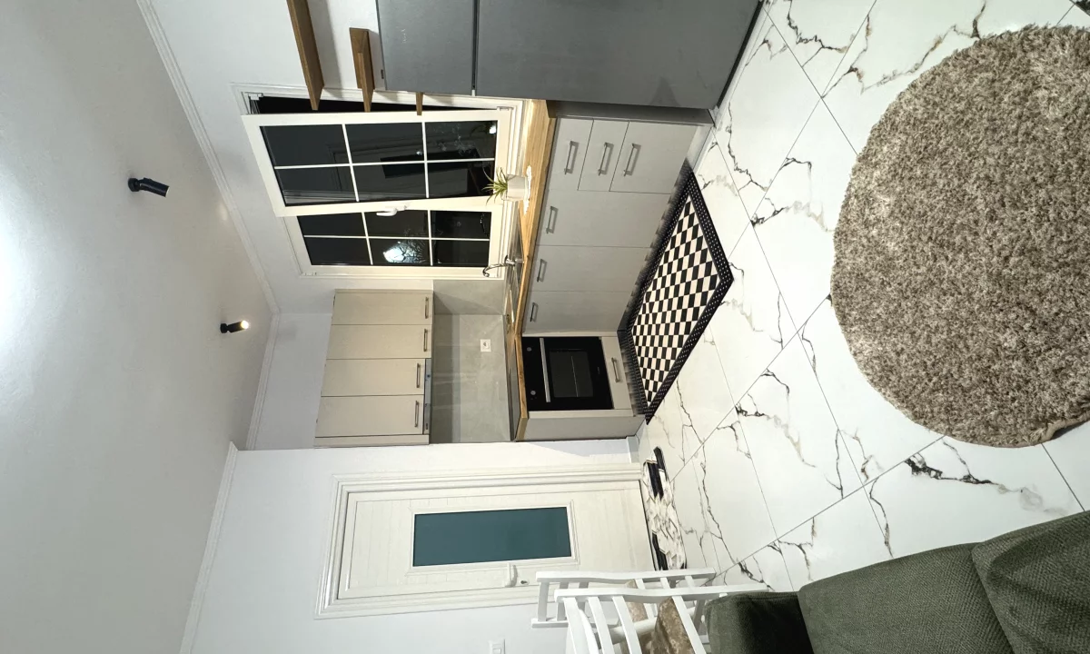 Shtepi me qera Apartament ne Tirane, 1+1, Mobilimi E mobiluar, Pagesa 33,000  Leke.