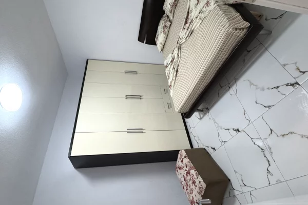 Shtepi me qera Apartament ne Tirane, 1+1, Mobilimi E mobiluar, Pagesa 33,000  Leke.