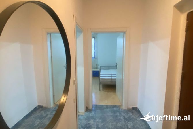 Shtepi me qera 1+1 ne Tirane - 39,990 Leke