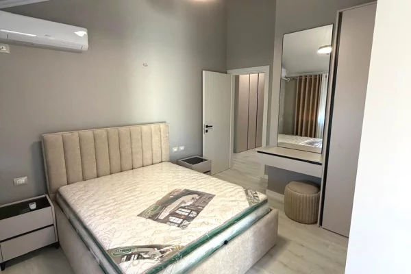 Shtepi me qera 2+1 ne Tirane - 800 Euro