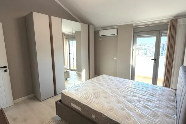 Shtepi me qera Apartament ne Tirane, 2+1, Mobilimi E mobiluar, Pagesa 800  Euro.