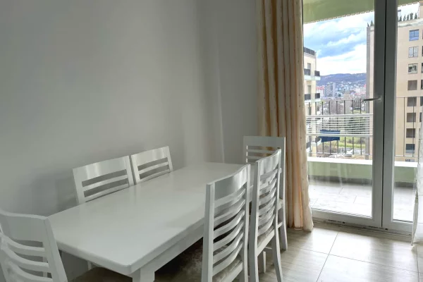 Shtepi me qera 2+1 ne Tirane - 599 Euro