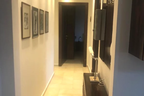 Casa in affitto 3+1 a Tirana - 900 Euro