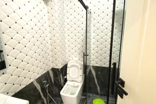 Shtepi me qera 2+1 ne Tirane - 750 Euro