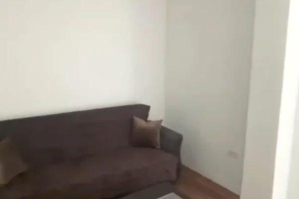 Shtepi me qera 1+1 ne Tirane - 500 Euro