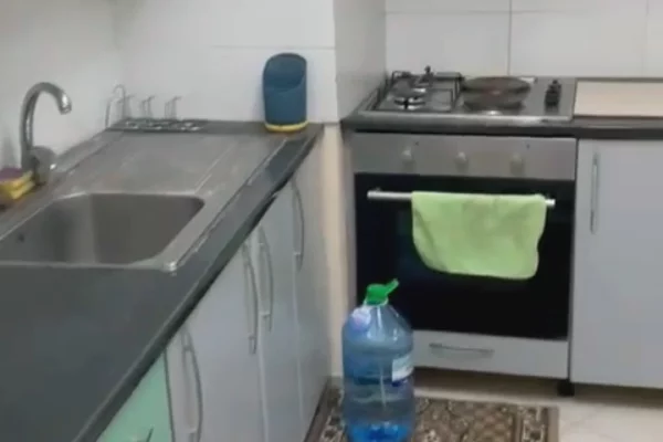 Shtepi me qera Apartament ne Tirane, 1+1, Mobilimi E mobiluar, Pagesa 400  Euro.