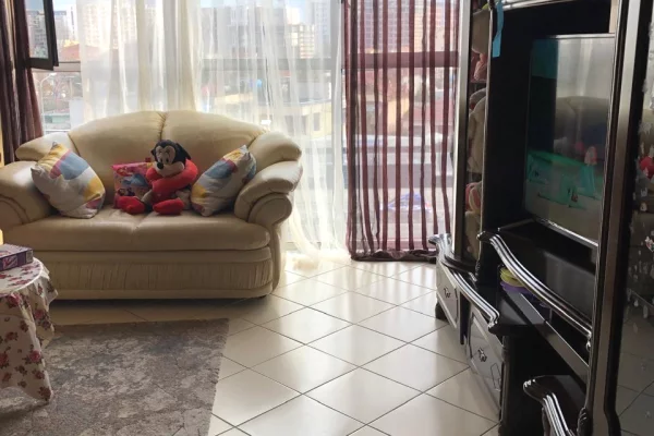 Shtepi me qera Apartament ne Tirane, 2+1, Mobilimi E mobiluar, Pagesa 50,000  Leke.