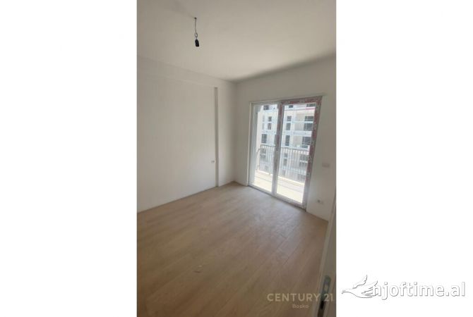 Shtepi ne shitje 1+1 ne Tirane - 65,000 Euro