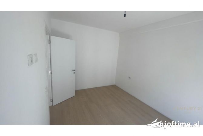 Shtepi ne shitje 1+1 ne Tirane - 65,000 Euro