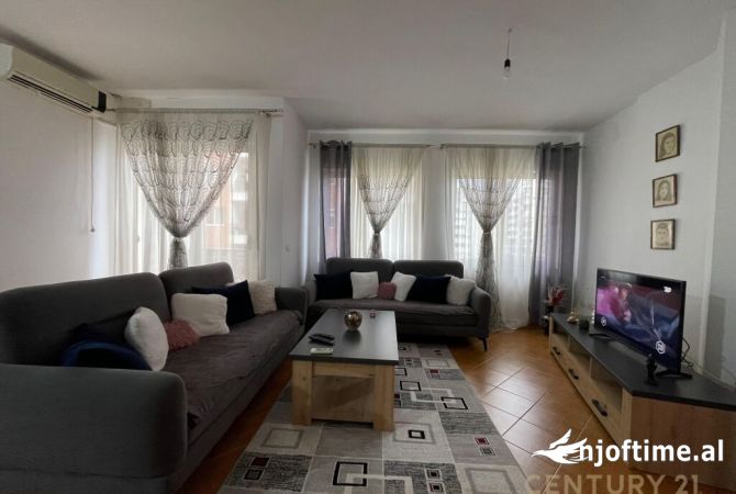 Shtepi ne shitje 3+1 ne Tirane - 165,000 Euro