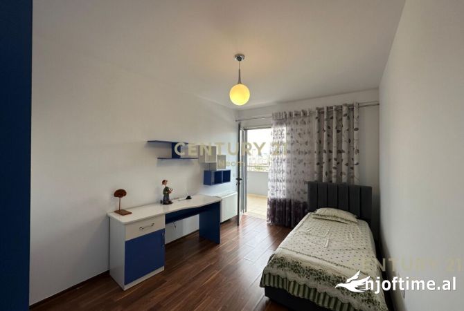 Shtepi me qera Apartament ne Tirane, 2+1, Mobilimi E mobiluar, Pagesa 650  Euro.