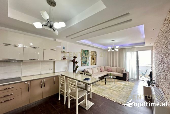 Shtepi me qera Apartament ne Tirane, 2+1, Mobilimi E mobiluar, Pagesa 650  Euro.