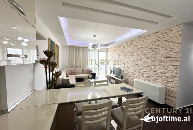 Shtepi me qera Apartament ne Tirane, 2+1, Mobilimi E mobiluar, Pagesa 650  Euro.