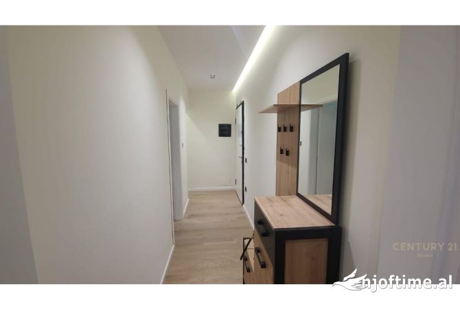 Shtepi ne shitje Apartament ne Tirane, 1+1, Mobilimi E mobiluar, Pagesa 110,000  Euro.