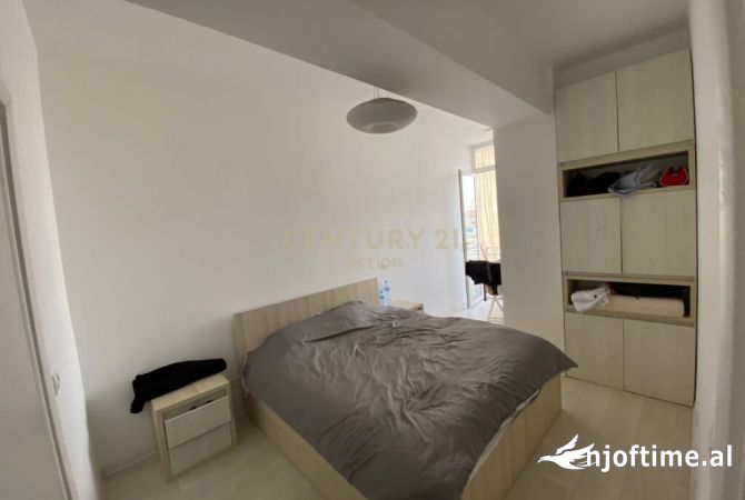 Shtepi me qera Apartament ne Tirane, 2+1, Mobilimi E mobiluar, Pagesa 650  Euro.