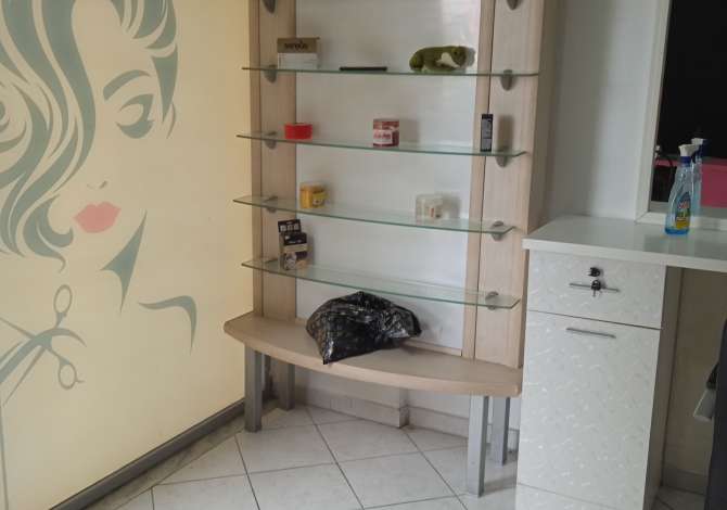 Shiten paisjet parukerie