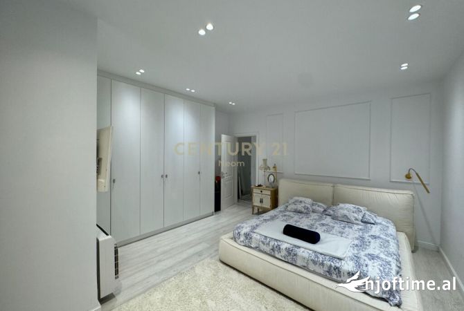 Shtepi me qera 2+1 ne Tirane - 1,300 Euro
