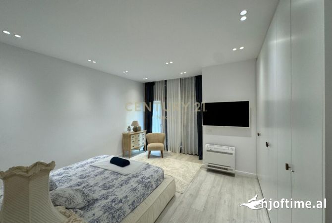 Shtepi me qera 2+1 ne Tirane - 1,300 Euro