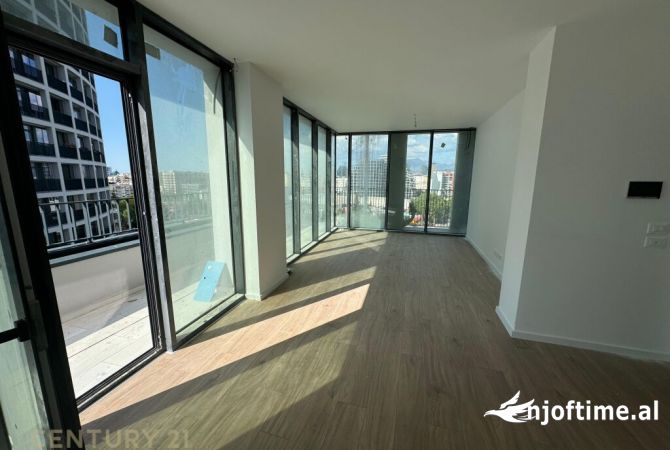Ambient biznesi me qera 3+1 ne Tirane - 1,300 Euro