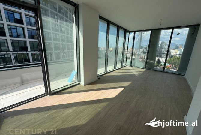Ambient biznesi me qera 3+1 ne Tirane - 1,300 Euro