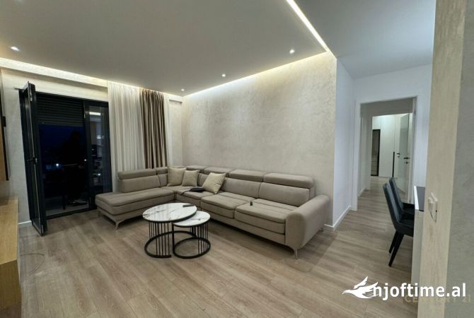 Casa in affitto 2+1 a Tirana - 1,000 Euro