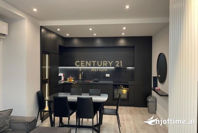 Shtepi me qera 2+1 ne Tirane - 900 Euro