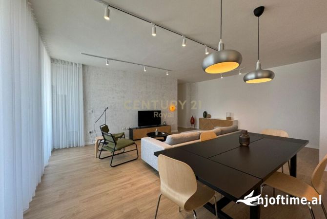 Shtepi me qera 3+1 ne Tirane - 1,500 Euro