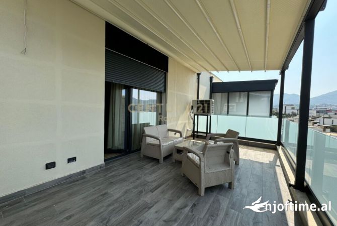 Shtepi me qera 2+1 ne Tirane - 1,400 Euro