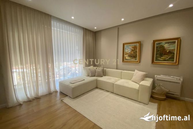 Shtepi me qera 2+1 ne Tirane - 1,200 Euro