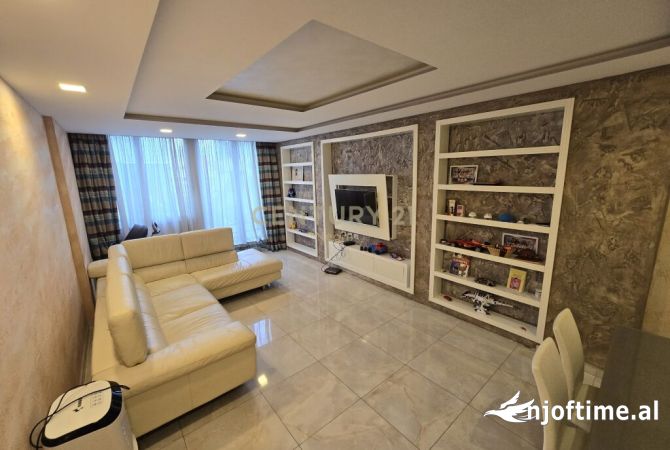 Shtepi ne shitje 2+1 ne Tirane - 210,000 Euro