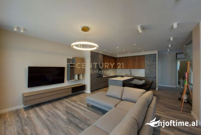 Shtepi me qera 3+1 ne Tirane - 3,000 Euro