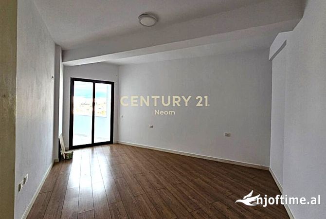 Shtepi me qera 2+1 ne Tirane - 400 Euro