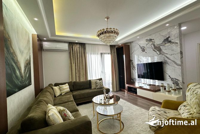 Casa in affitto 2+1 a Tirana - 1,000 Euro