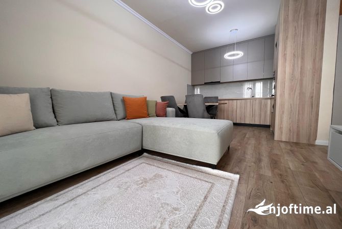 Casa in affitto 1+1 a Tirana - 1,000 Euro